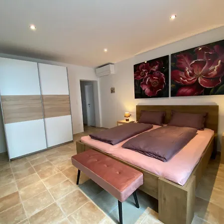 Apartman Place